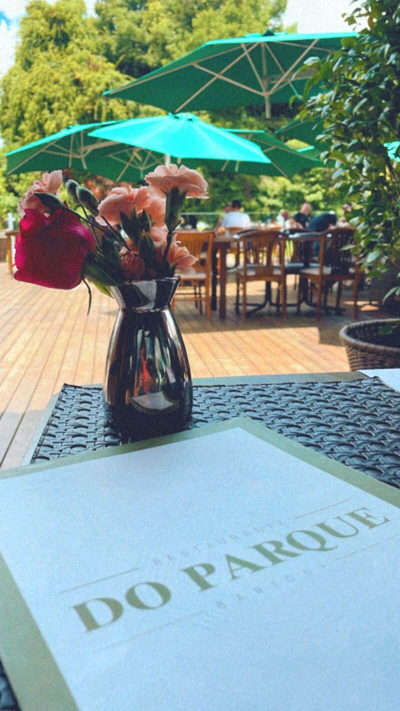 Ambiente com vista para o parque